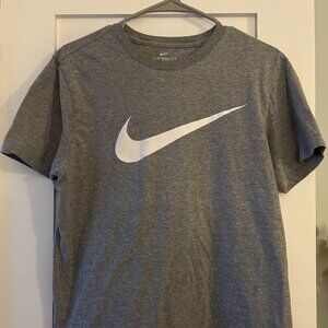 Lot of 4 Mens Small Nike T Shirts